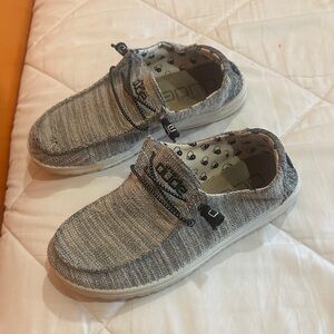 NWOT Hey Dude Women's Gray Moccasins size 39